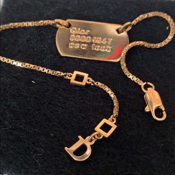 DIOR bracelet & Earing set - Picture 4 of 10